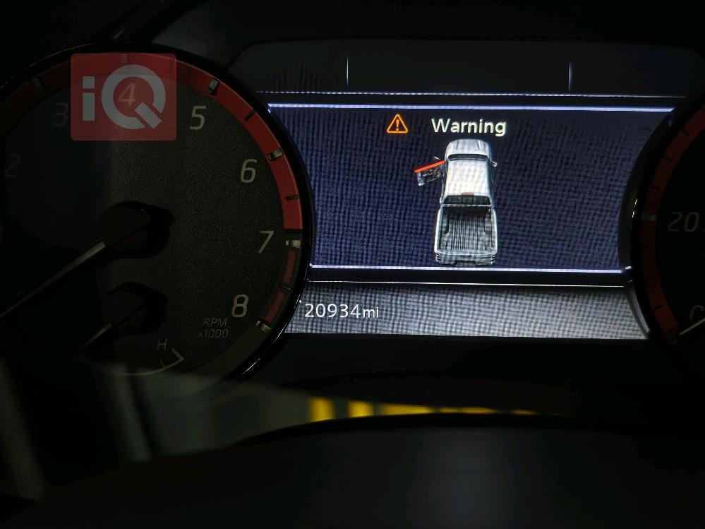 نيسان فرونتر